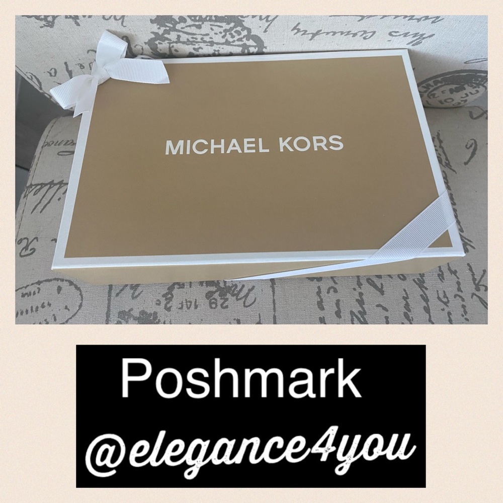 ⭐️MICHAEL KORS⭐️Authentic Gift Box & Bow